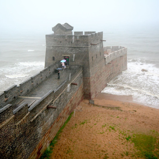 Стратегија обуздавања (верзија 2.0) и кинески зид на мору